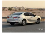 Toyota Camry LE Hybrid 2022